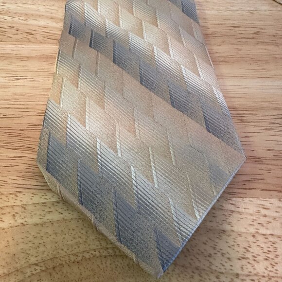 Crazy Horse Mens Silk Tie Treated With Stain Resistant Protector - Picture 2 of 8